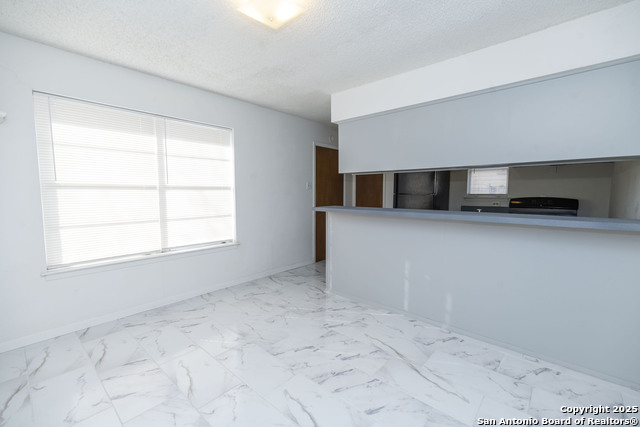 4507 Howard St Property Photo 4