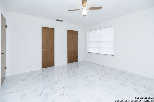 4507 Howard St Property Photo 10