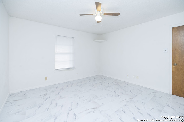 4507 Howard St Property Photo 11