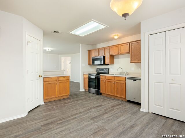 4307 Camfield Property Photo 9