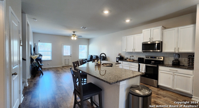 1718 Moonstone Bay Property Photo 4