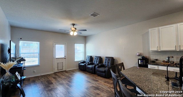 1718 Moonstone Bay Property Photo 5