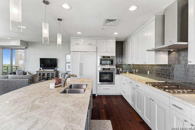 4242 Broadway Property Photo 16