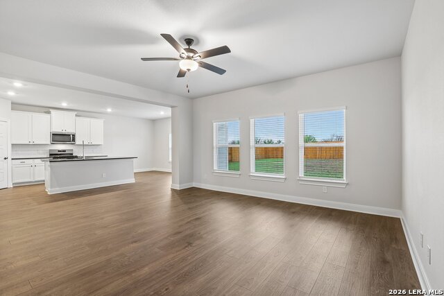 9606 Nubuck Branch Property Photo 5