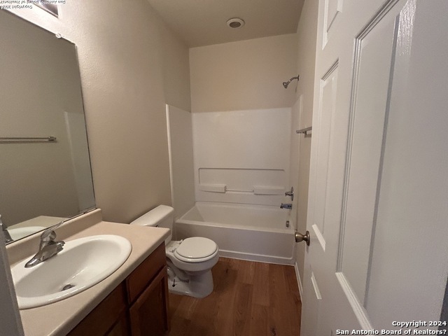 5618 Golf Mist Property Photo 8