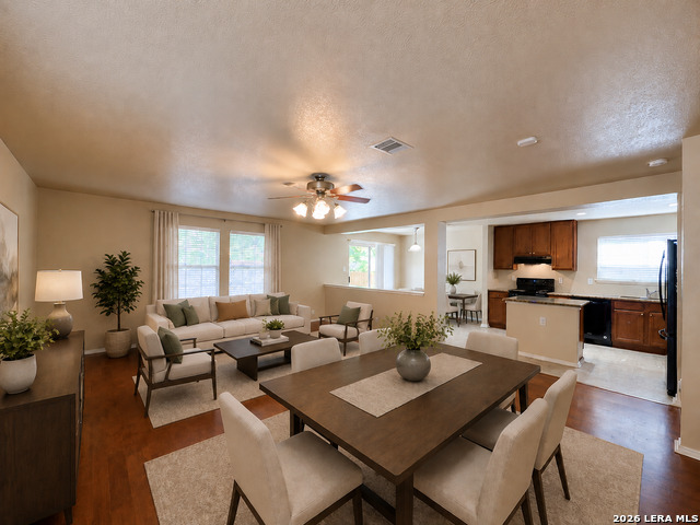 5514 Spring Walk Property Photo 3