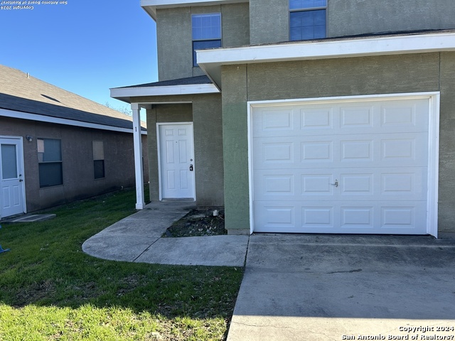5710 Golf Heights Property Photo 4