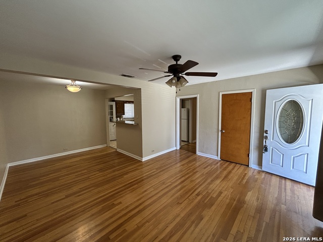 435 Trudell Dr Property Photo 3