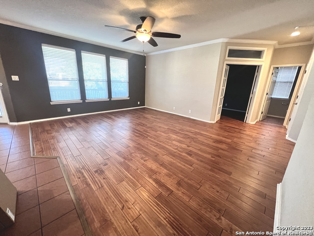 6314 Palmetto Way Property Photo 5