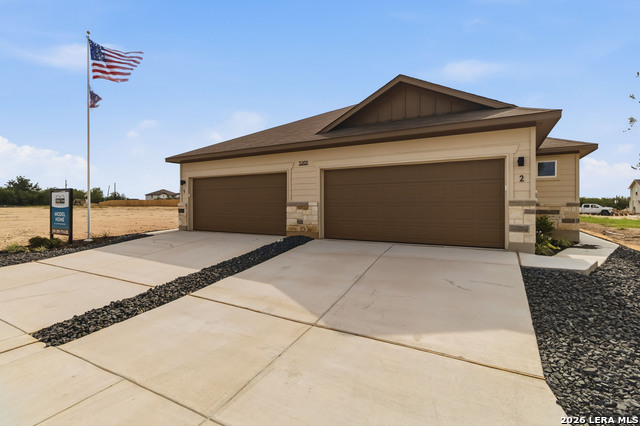 5203 Green Clb Property Photo 3
