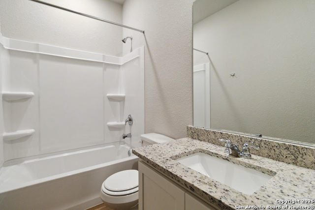 5203 Green Clb Property Photo 38