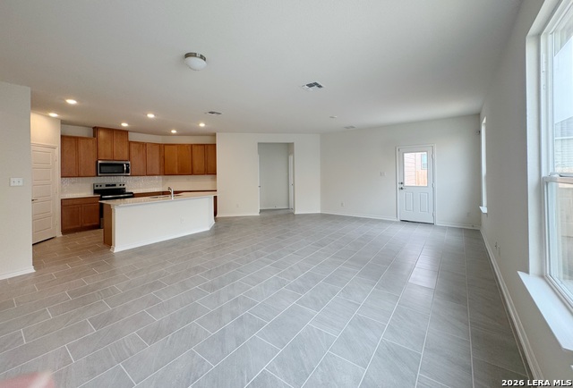 13535 Mudshark Property Photo 5