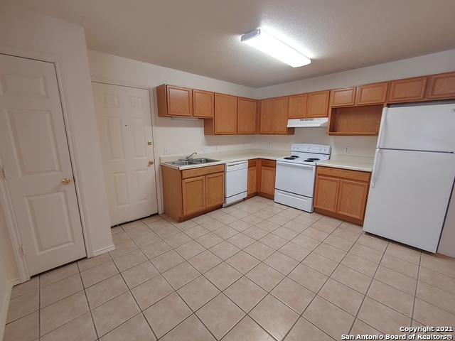 3858 Maverick Crk Property Photo 2