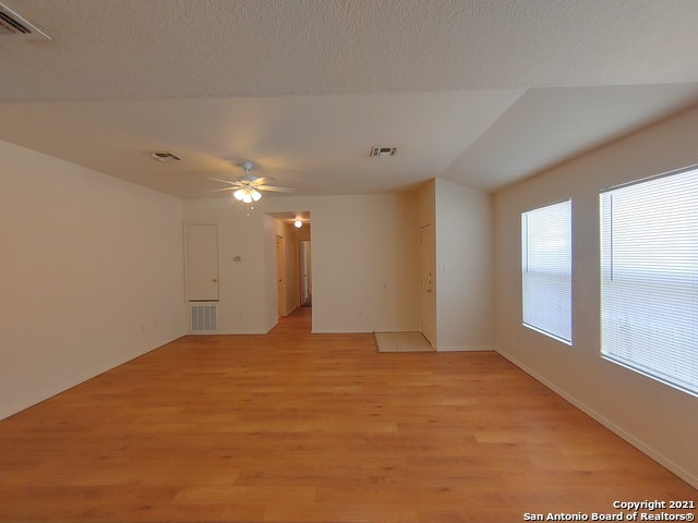 3858 Maverick Crk Property Photo 5