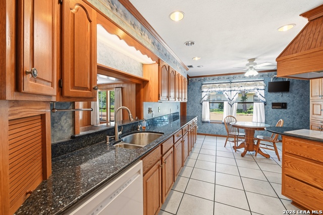 901 Gentilz Property Photo 11