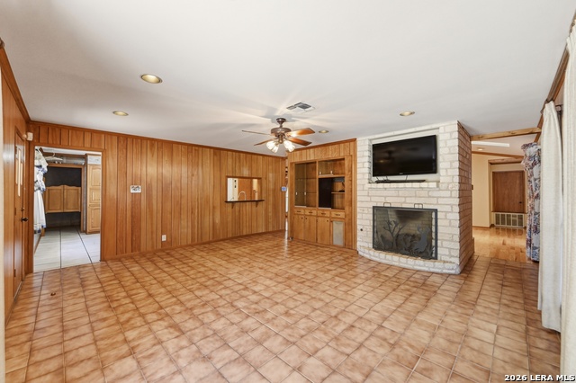 901 Gentilz Property Photo 17