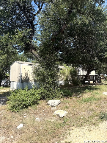 127 Quail Run St Property Photo 8