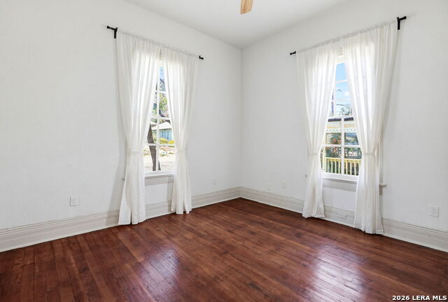 824 N Pine St Property Photo 25
