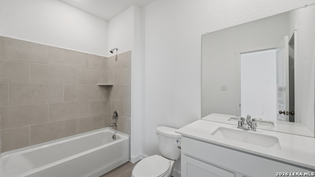 1304 Apron Trl Property Photo 16