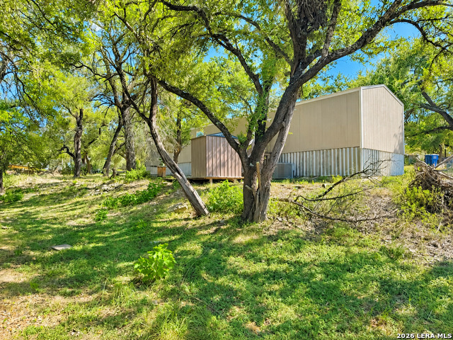 127 Quail Run St Property Photo 3