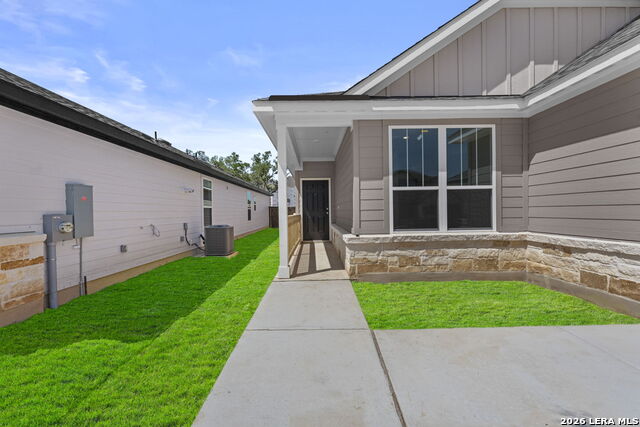 216 Wild Yonder Ln Property Photo 1