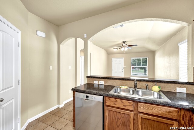 1048 Lilac Wind Property Photo 9