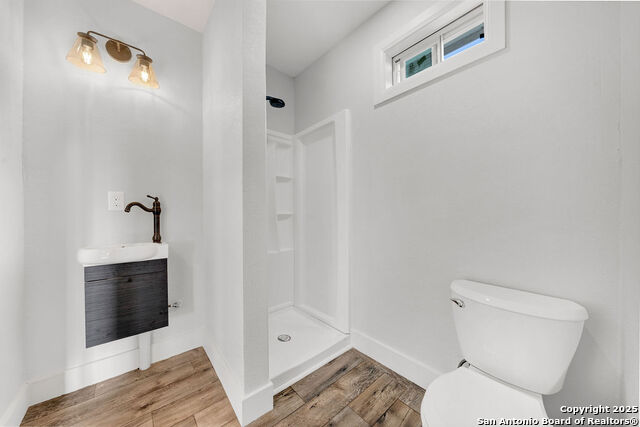 538 Ala Blanca Property Photo 7