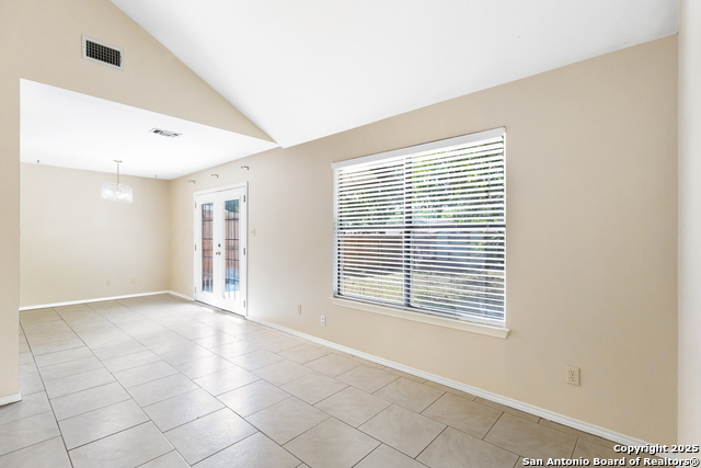 265-267 Lohmann Property Photo 6