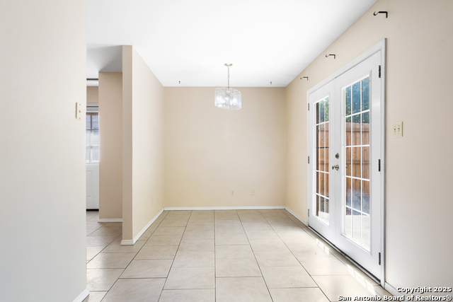 265-267 Lohmann Property Photo 7
