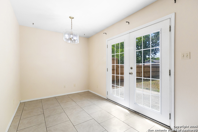 265-267 Lohmann Property Photo 8