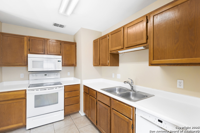 265-267 Lohmann Property Photo 10