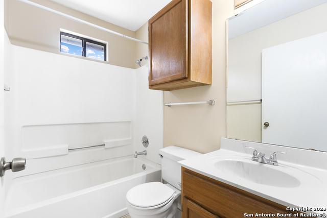 265-267 Lohmann Property Photo 16