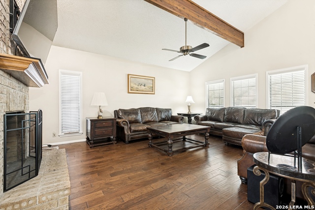 4206 Rustic Mdws Property Photo 6