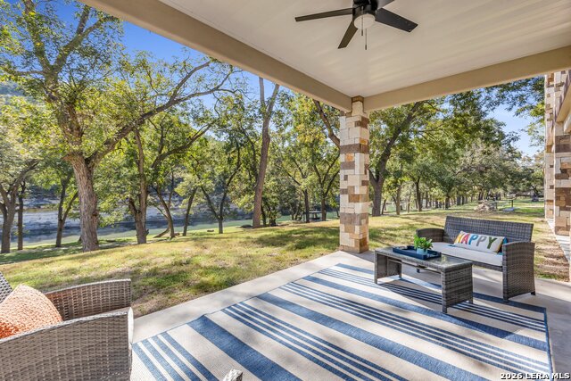 540 River Run Property Photo 10