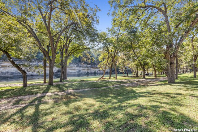 540 River Run Property Photo 11
