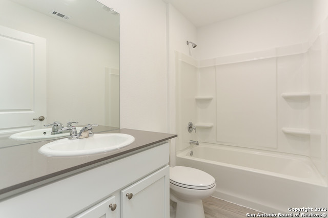 4539 Martin Way Property Photo 11