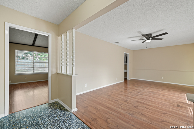 303 Cordoba Dr Property Photo 5