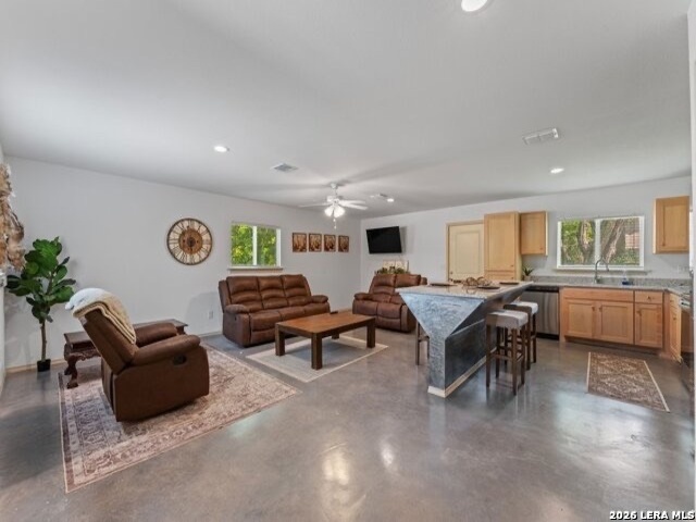 735 Green Castle Property Photo 7