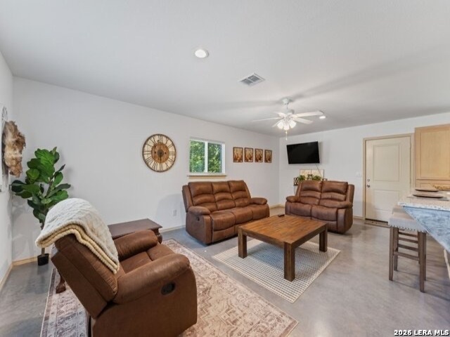 735 Green Castle Property Photo 8