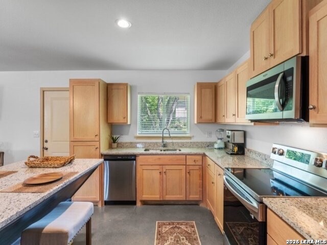 735 Green Castle Property Photo 15