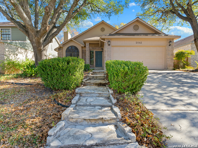 21142 Sierra Crest Property Photo 1