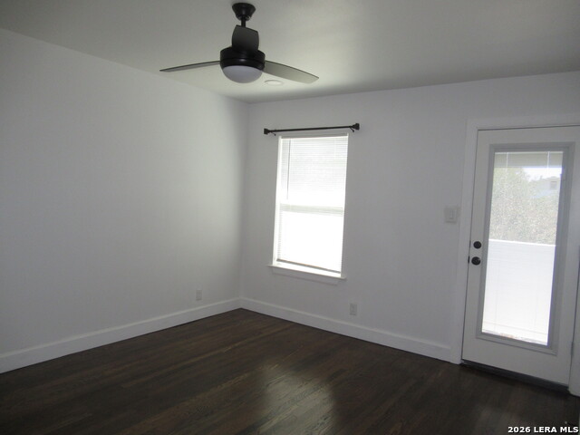 313 Natalen Property Photo 14