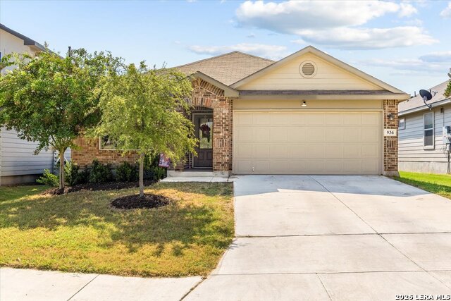 936 Brown Thrasher Property Photo 3