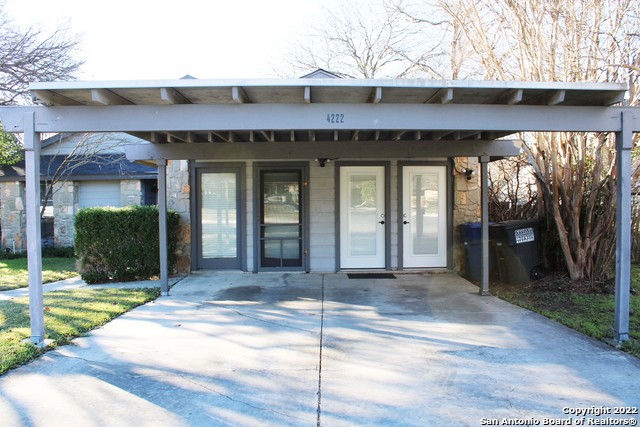 4222 Clear Lake Dr Property Photo 2