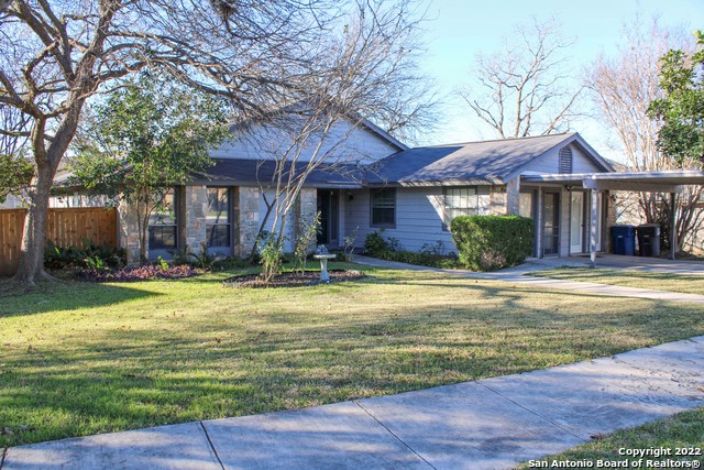 4222 Clear Lake Dr Property Photo 3