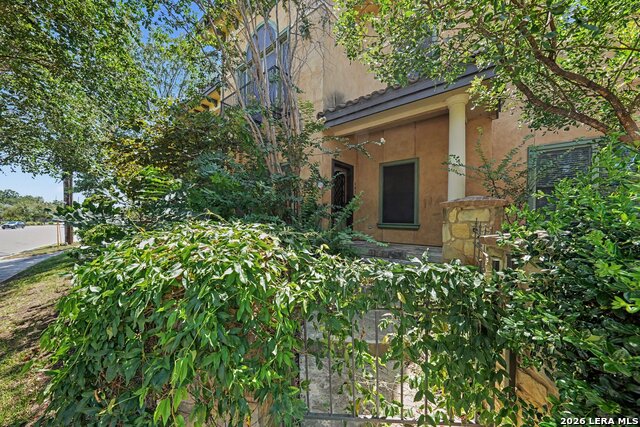 123 Eaton St Property Photo 2
