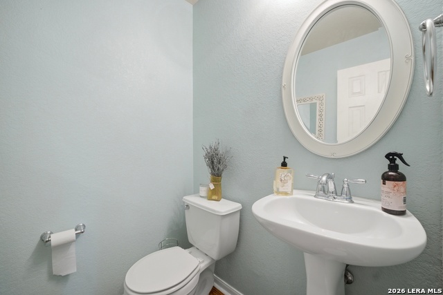 2158 Hazelwood Property Photo 11