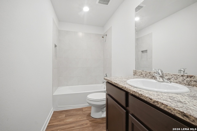 7236 Jebson Pass Property Photo 8