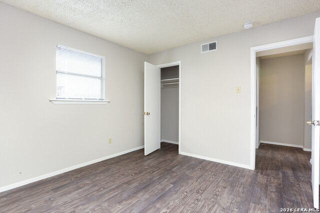 102 E Cheryl Dr Property Photo 6