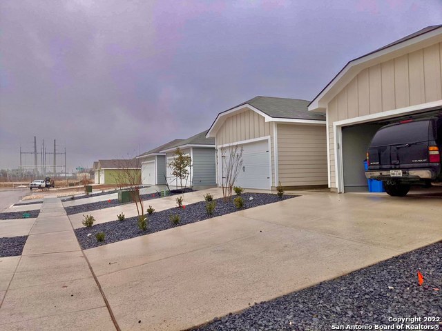 626 Heathers Way Property Photo 16
